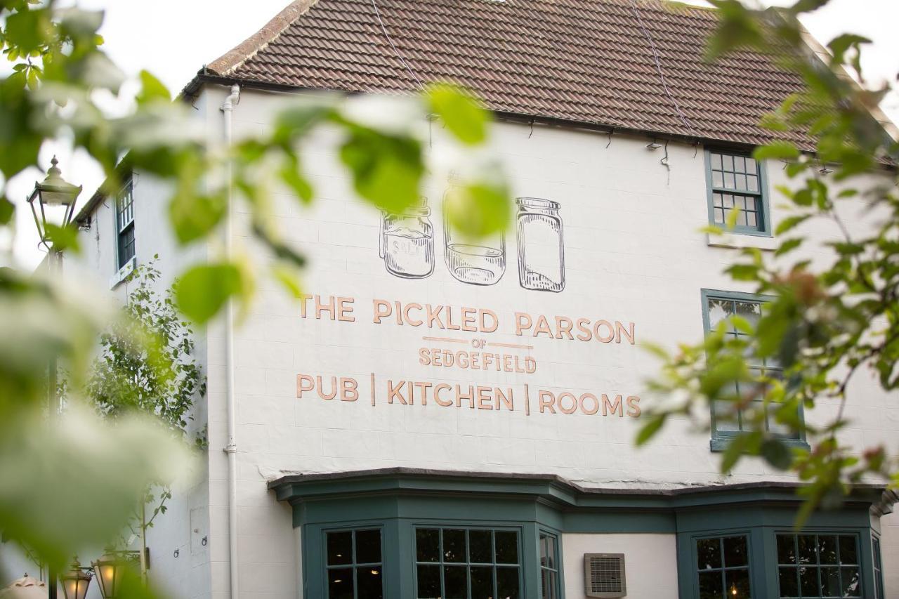 The Pickled Parson Of Hotel